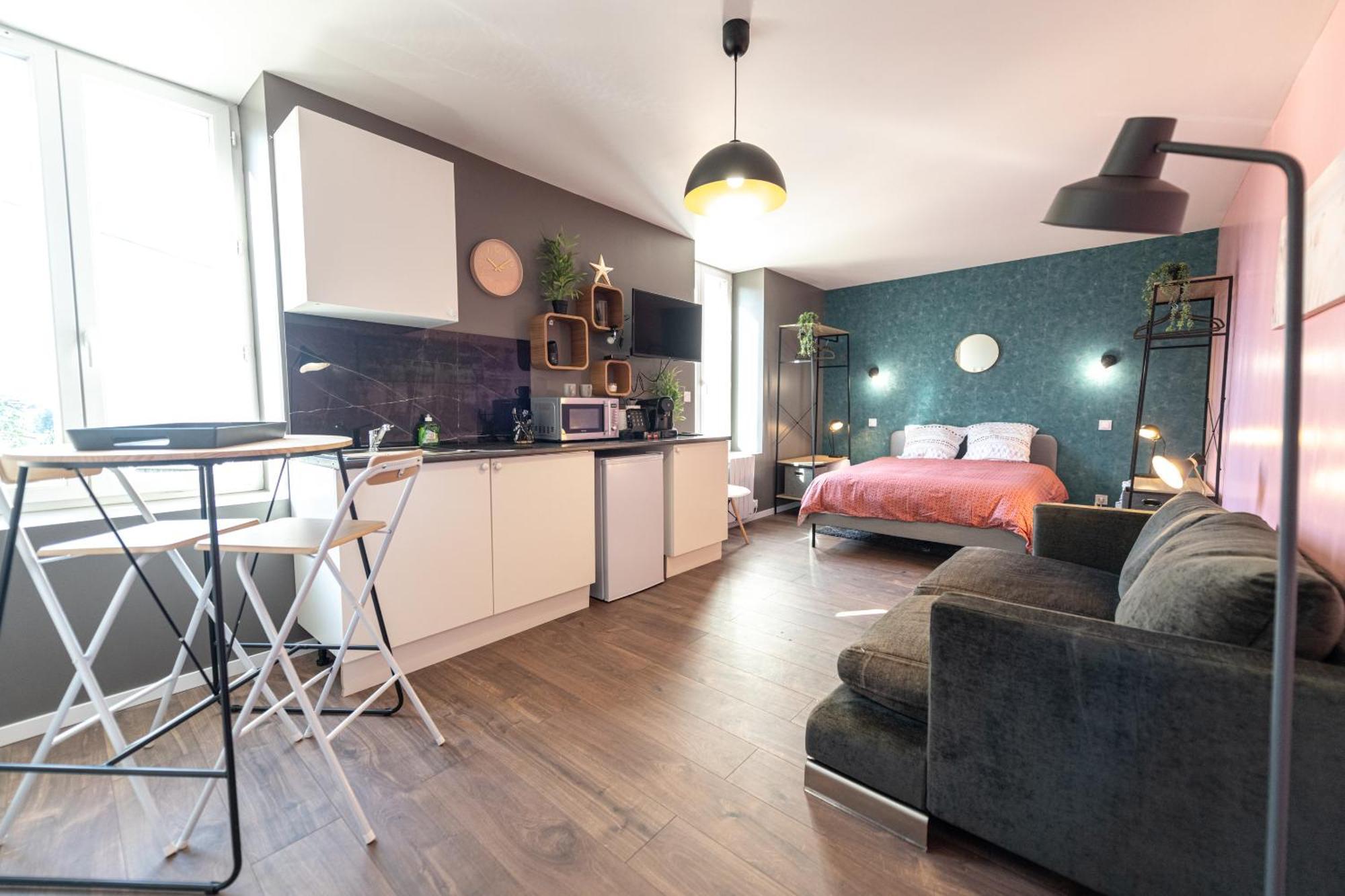 Kasa Lounge - Climatisation - Au Calme Lejlighed Rive-de-Gier Eksteriør billede